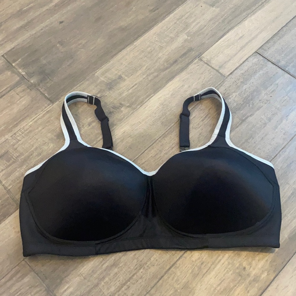 Vanity Fair 71500 Full‎ Figure Wirefree Sports Bra